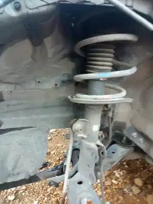 Piesă de schimb auto la mâna a doua Amortizor Fațã Stânga pentru TOYOTA AURIS (_E15_) 1.4 D-4D (NDE150_) Referințe OEM IAM   