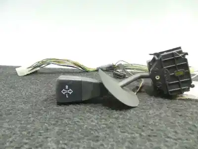 Peça sobressalente para automóvel em segunda mão Comutador De Piscas  por BMW SERIE 3 BERLINA (E36) 1.6 CAT (M43) Referências OEM IAM 011003  