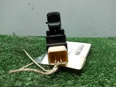 Peça sobressalente para automóvel em segunda mão botão / interruptor elevador vidro dianteiro direito por daewoo lanos 1.3 g -a13sms referências oem iam   