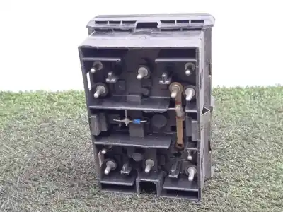 Second-hand car spare part right front power window switch for bmw serie 7 (e32) 3.0 v8 cat oem iam references 1379075  