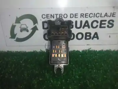Peça sobressalente para automóvel em segunda mão botão / interruptor elevador vidro traseiro esquerdo por nissan note (e11e) 1.5 dci turbodiesel cat referências oem iam 25411ed00b  1.boton