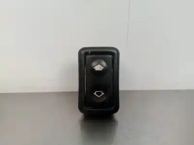 Peça sobressalente para automóvel em segunda mão Botão / Interruptor Elevador Vidro Traseiro Direito por BMW SERIE 3 BERLINA (E36) 1.9 16V CAT Referências OEM IAM 8368941  