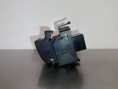 Peça sobressalente para automóvel em segunda mão botão / interruptor elevador vidro traseiro esquerdo por toyota corolla (e12) 1.4 16v cat referências oem iam 37077a - 37077a141c02  