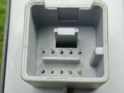 Second-hand car spare part left front power window switch for volkswagen touareg (7la, 7l6, 7l7) 2.5 r5 tdi oem iam references    Second-hand car spare part left front power window switch for volkswagen touareg (7la, 7l6, 7l7) 2.5 r5 tdi oem iam references
