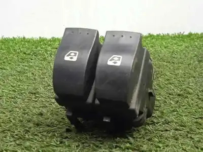 Recambio de automóvil de segunda mano de MANDO ELEVALUNAS DELANTERO IZQUIERDO para RENAULT LAGUNA II (BG0)  referencias OEM IAM   