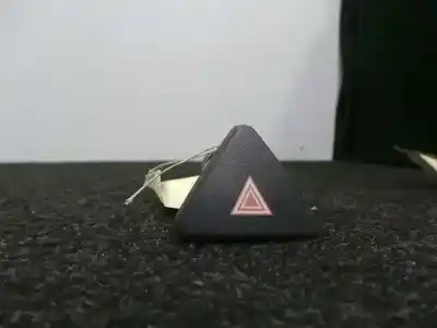 Peça sobressalente para automóvel em segunda mão Interruptor 4 Piscas - Emergência por FORD FIESTA (CBK) 1.4 TDCi CAT Referências OEM IAM 2S6T13A350AA  