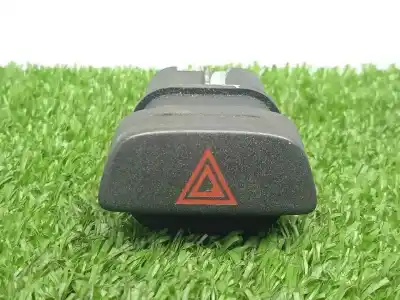 Second-hand car spare part hazard warning lights for ford focus cabrio (ca5) 2.0 tdci cat oem iam references 4m5t13a350ac