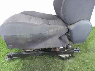 Piesă de schimb auto la mâna a doua scaunul din fațã partea dreaptã pentru toyota auris (_e15_) 1.4 d-4d (nde150_) referințe oem iam   