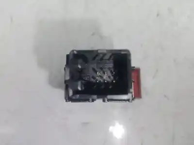 Peça sobressalente para automóvel em segunda mão interruptor 4 piscas - emergência por seat leon (5f1) 1.6 tdi referências oem iam 5f0953235a   Peça sobressalente para automóvel em segunda mão interruptor 4 piscas - emergência por seat leon (5f1) 1.6 tdi referências oem iam 5f0953235a