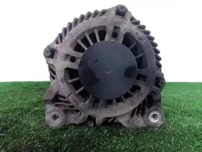 Second-hand car spare part Alternator for RENAULT LAGUNA III 2.0 dCi Diesel FAP OEM IAM references 8200960536 - A004TJ0282ZE POLEA.EMBRAGUE - 7.CANALES 210AH - VALEO