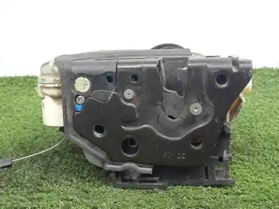 Second-hand car spare part left front door lock for seat leon (1p1) 1.9 tdi oem iam references   