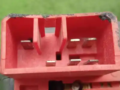 Pezzo di ricambio per auto di seconda mano comando pulito per iveco eurocargo 5.9 diesel riferimenti oem iam 93160486  