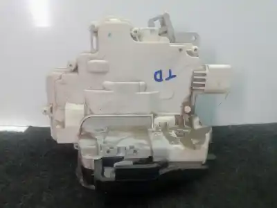 Peça sobressalente para automóvel em segunda mão fechadura da porta traseira direita por audi a4 berlina (8e) 1.8 20v turbo referências oem iam 