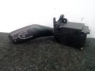 Peça sobressalente para automóvel em segunda mão comandos de alavanca por audi a4 berlina (8e) 1.8 20v turbo referências oem iam 4e0953521 - czk0301214600