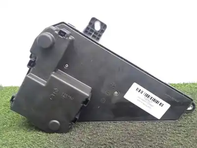 Second-hand car spare part fuse box unit for bmw 5 touring (e61) 525 d oem iam references 690660105  