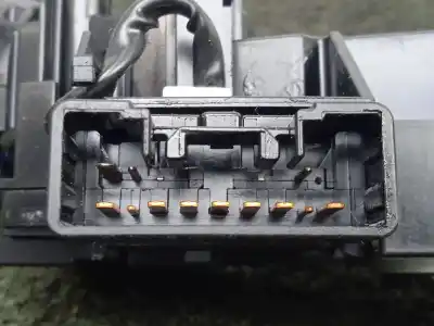 Second-hand car spare part headlights switch for citroen c1 1.0 cat (384f) oem iam references 17f001 - 173848  