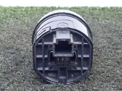 Second-hand car spare part multifunction switch for dacia duster (hs_) 1.5 dci 4x4 (hsmc, hsmd) oem iam references 8200796642 - 8200796642-a  