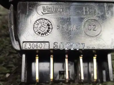 Second-hand car spare part right front power window switch for dacia duster (hs_) 1.5 dci 4x4 (hsmc, hsmd) oem iam references 602227 - e30607  