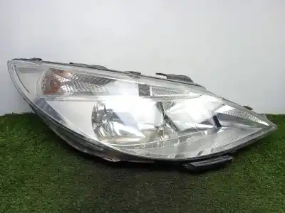 Second-hand car spare part right headlight for tata indica/vista 1.4 oem iam references 
