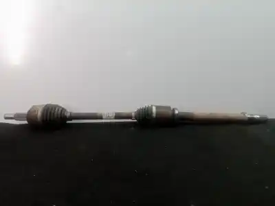 Автозапчастина б/у передня права трансмісія для RENAULT SCENIC III 1.6 dCi Diesel FAP Посилання на OEM IAM EBJ100MBC109 - 391001702R  