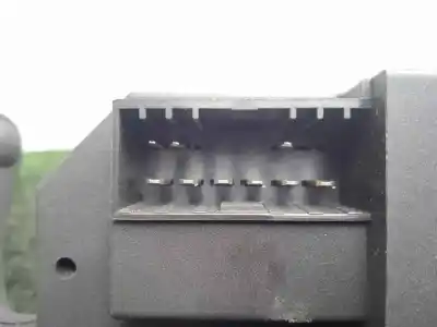 Pezzo di ricambio per auto di seconda mano controllo della luce per lancia ypsilon (101) 1.2 8v riferimenti oem iam 07354880190  