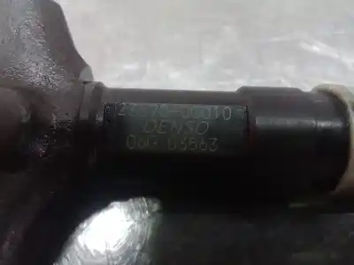 Tweedehands auto-onderdeel injector voor toyota corolla verso (r1) 2.0 turbodiesel cat oem iam-referenties 236700g010  