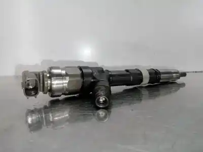 Tweedehands auto-onderdeel injector voor toyota corolla verso (r1) 2.0 turbodiesel cat oem iam-referenties 236700g010  