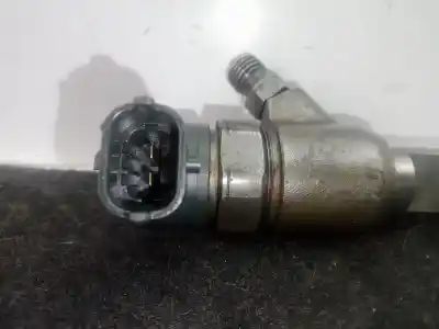 Pezzo di ricambio per auto di seconda mano iniettore per opel corsa 3 c 1.3 cdti 70ch manual riferimenti oem iam 0445110083  