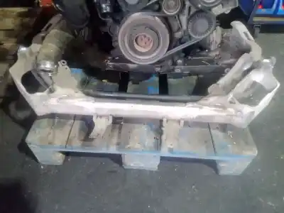 Peça sobressalente para automóvel em segunda mão charrió / suporte de eixo dianteiro por bmw 1 (e81) 118 d referências oem iam 