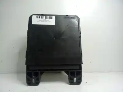 Pièce détachée automobile d'occasion BOÎTES À FUSIBLES pour NISSAN CABSTAR (F24M, F24W)  Références OEM IAM 284B6MB40B - D801  