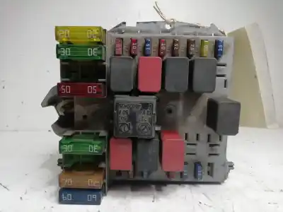 Peça sobressalente para automóvel em segunda mão caixa de fusíveis e relés por fiat stilo (192_) 1.2 16v (192_xa1b) referências oem iam 46846105 - 57657