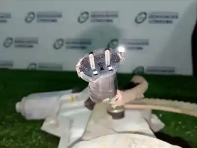 Peça sobressalente para automóvel em segunda mão elevador de vidros traseiro direito por kia rio 1.5 cat referências oem iam xh003po  00-05 - electrico