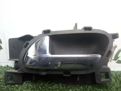 Автозапчасти б/у левая задняя внутренняя ручка за PEUGEOT 407 2.0 16V HDi FAP CAT (RHR / DW10BTED4) ссылки OEM IAM 96435311VD - 96435311UD  