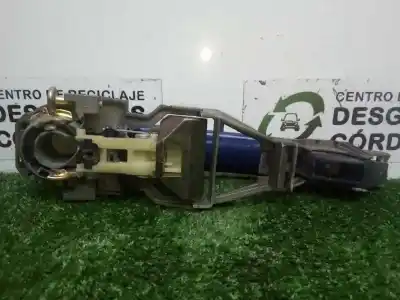 Pezzo di ricambio per auto di seconda mano maniglia esterna posteriore destra per seat toledo ii (1m2) 1.6 16v riferimenti oem iam    Pezzo di ricambio per auto di seconda mano maniglia esterna posteriore destra per seat toledo ii (1m2) 1.6 16v riferimenti oem iam