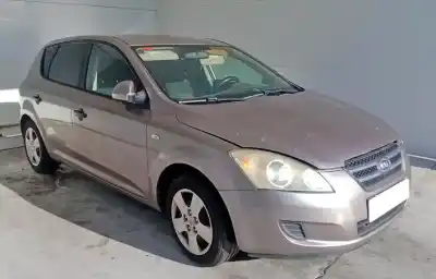 Peça sobressalente para automóvel em segunda mão  por KIA CEE'D FASTBACK (ED)  Referências OEM IAM   