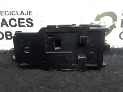 Second-hand car spare part interior left front handle for nissan atleon diesel oem iam references   