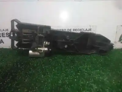 Pezzo di ricambio per auto di seconda mano maniglia esterna anteriore destra per nissan note (e11e) 1.5 dci turbodiesel cat riferimenti oem iam 242275  