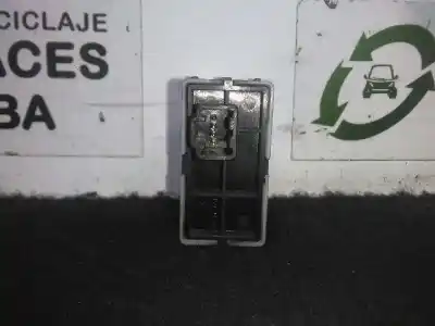 Second-hand car spare part headlights switch for nissan note (e11e) 1.5 dci turbodiesel cat oem iam references 251909u00a  