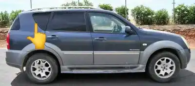 Автозапчастина б/у ліве задне скорівне скло для ssangyong rexton 2.7 turbodiesel cat посилання на oem iam 