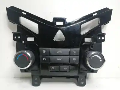Second-hand car spare part climate control for chevrolet cruze fastback (j305) 2.0 cdi oem iam references 387057811314082 - 7057