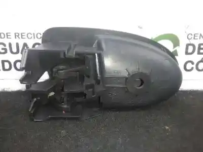 Автозапчасти б/у внутренняя задняя правая ручка за toyota yaris (ksp9/scp9/nlp9) 1.4 turbodiesel cat ссылки oem iam 692050d90 - 692050d100  