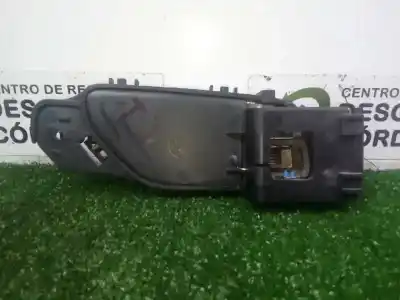 Автозапчасти б/у левая задняя внутренняя ручка за ssangyong rodius 2.7 turbodiesel cat ссылки oem iam 7241021000  