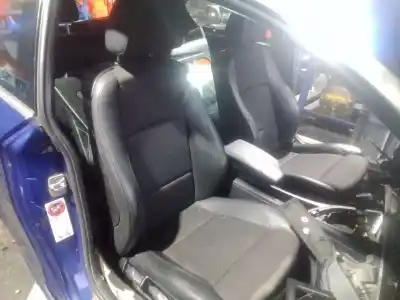 Peça sobressalente para automóvel em segunda mão assento dianteiro direito por bmw 1 (e81) 116 d referências oem iam 