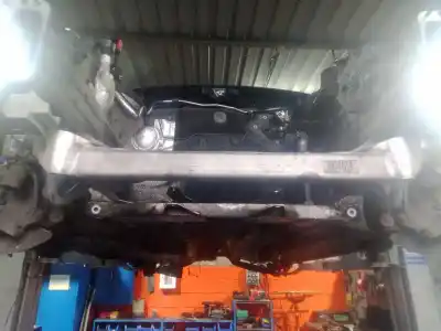 Peça sobressalente para automóvel em segunda mão charrió / suporte de eixo dianteiro por bmw 1 (e81) 116 d referências oem iam 