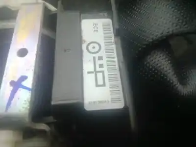 Peça sobressalente para automóvel em segunda mão cinto de segurança dianteiro esquerdo por bmw 1 (e81) 116 d referências oem iam 34003267d - s19138243  