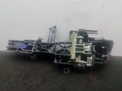 Second-hand car spare part exterior right front door handle for bmw 1 (e81) 116 d oem iam references   