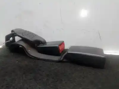 Peça sobressalente para automóvel em segunda mão chicote / encaixe cinto segurança traseiro direito por bmw 1 (e81) 116 d referências oem iam 7245663 - 617517300a