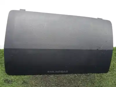 Second-hand car spare part front right air bag for toyota hilux vii pick-up (_n1_, _n2_, _n3_) 2.5 d-4d (kun15, kun35) oem iam references 1l0v84614p6p - tg12b010020589p1000554 Second-hand car spare part front right air bag for toyota hilux vii pick-up (_n1_, _n2_, _n3_) 2.5 d-4d (kun15, kun35) oem iam references 1l0v84614p6p - tg12b010020589p1000554