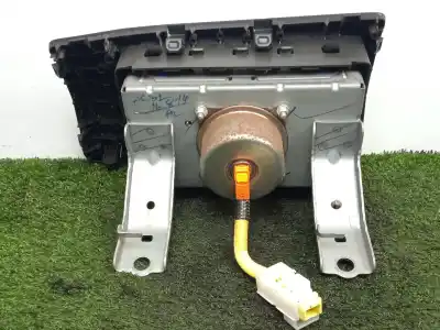 Автозапчастина б/у передня права подушка безопасности для toyota hilux vii pick-up (_n1_, _n2_, _n3_) 2.5 d-4d (kun15, kun35) посилання на oem iam 1l0v84614p6p - tg12b010020589p1000554   Автозапчастина б/у передня права подушка безопасности для toyota hilux vii pick-up (_n1_, _n2_, _n3_) 2.5 d-4d (kun15, kun35) посилання на oem iam 1l0v84614p6p - tg12b010020589p1000554