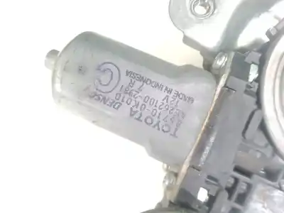 Second-hand car spare part passenger side right window regulator for toyota hilux vii pick-up (_n1_, _n2_, _n3_) 2.5 d-4d (kun15, kun35) oem iam references 698100k041 - 692n   Second-hand car spare part passenger side right window regulator for toyota hilux vii pick-up (_n1_, _n2_, _n3_) 2.5 d-4d (kun15, kun35) oem iam references 698100k041 - 692n